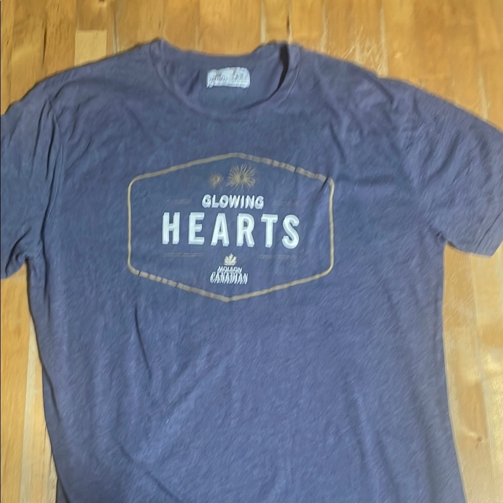 Molson Canadian Glowing Hearts Graphic T-Shirt